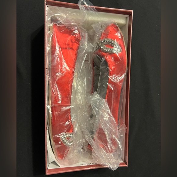 Red Wedding Shoes - Picture 4 of 4